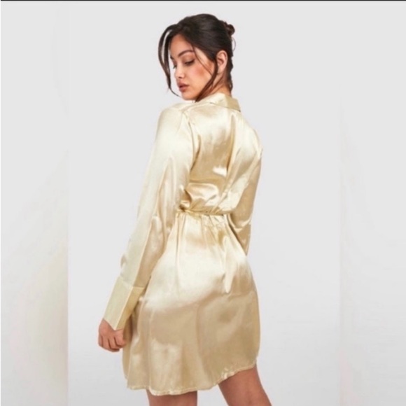 Boohoo PLUS WRAP SILK DRESS & RHINESTONE EARRINGS - Picture 3 of 8